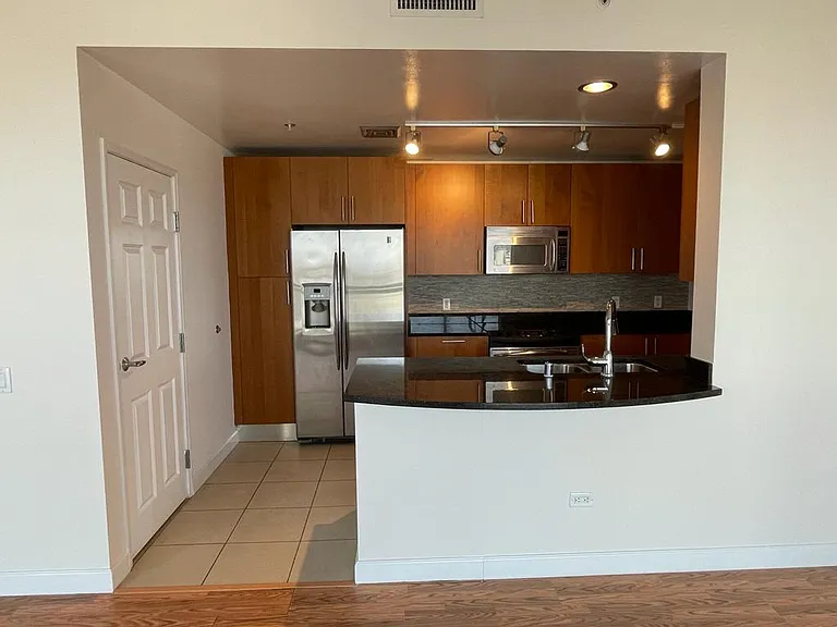200 W Sahara Ave #1112 — Photo 14