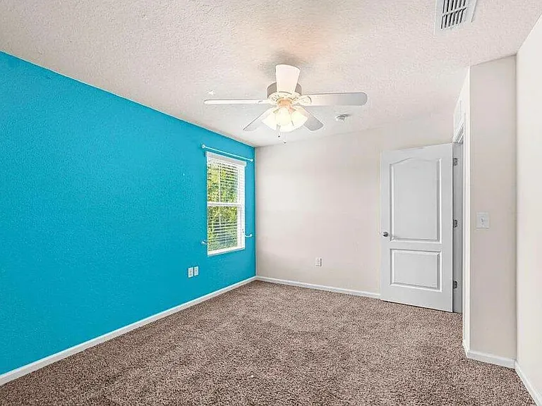 394 Servia Dr — Photo 29