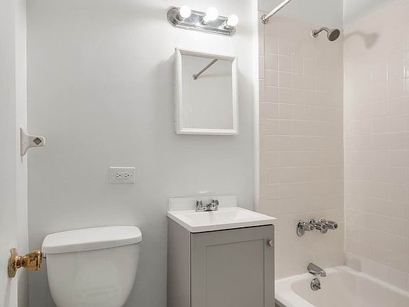 5th image of 103 W 105th St APT 1A
