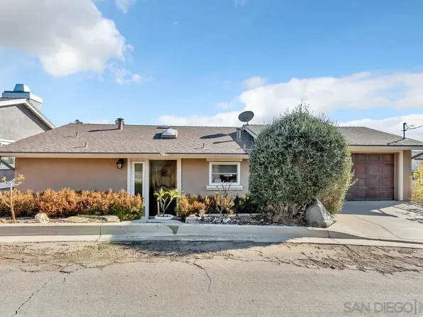 7861 Cimarron Ln, La Mesa, CA 91942