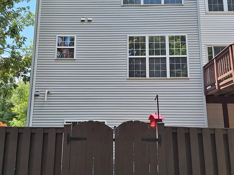 2039 Capstone Cir — Photo 22