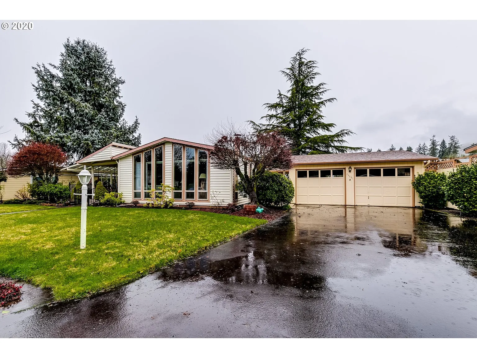 34691 Devonshire Dr photo 1