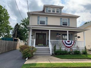 16 W Brady St, West Wyoming, PA