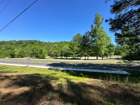 1404 Alcovy Rd, Lawrenceville, GA 30045