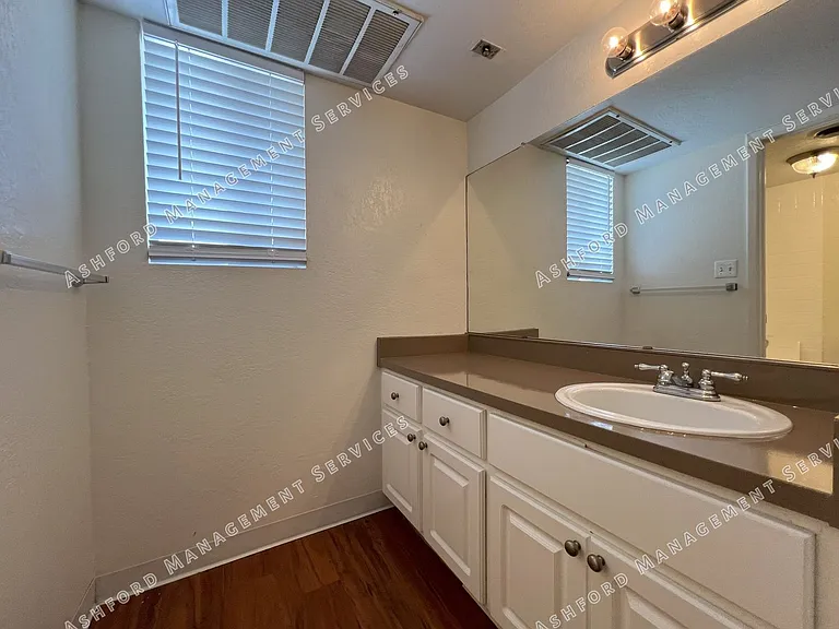 7141 N 16th St #227 — Photo 23