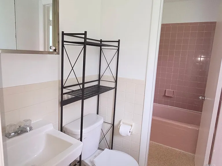 6908 Fern Cir — Photo 3