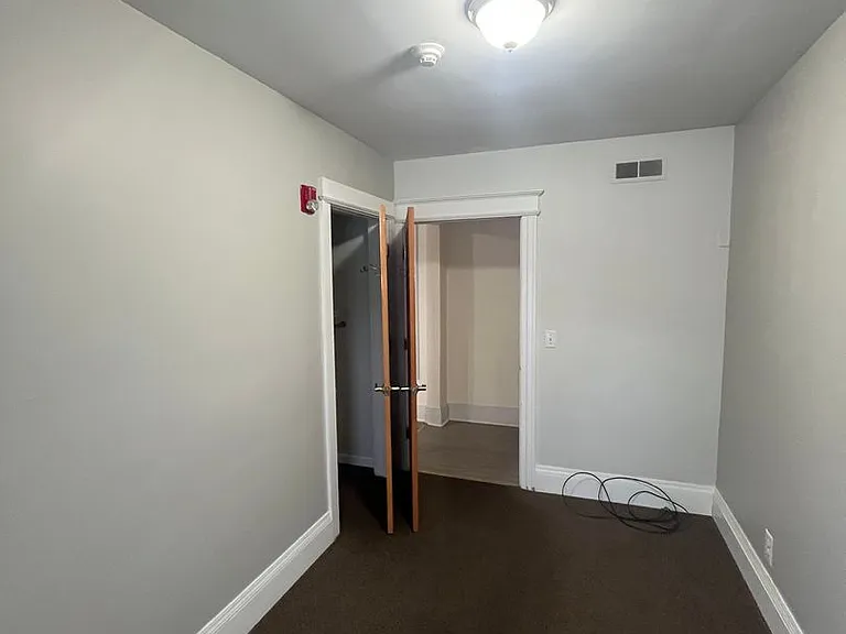 2729 Dewey Ave — Photo 20