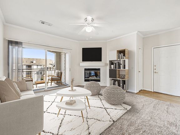 5th image of 16950 Carlson Dr #1018