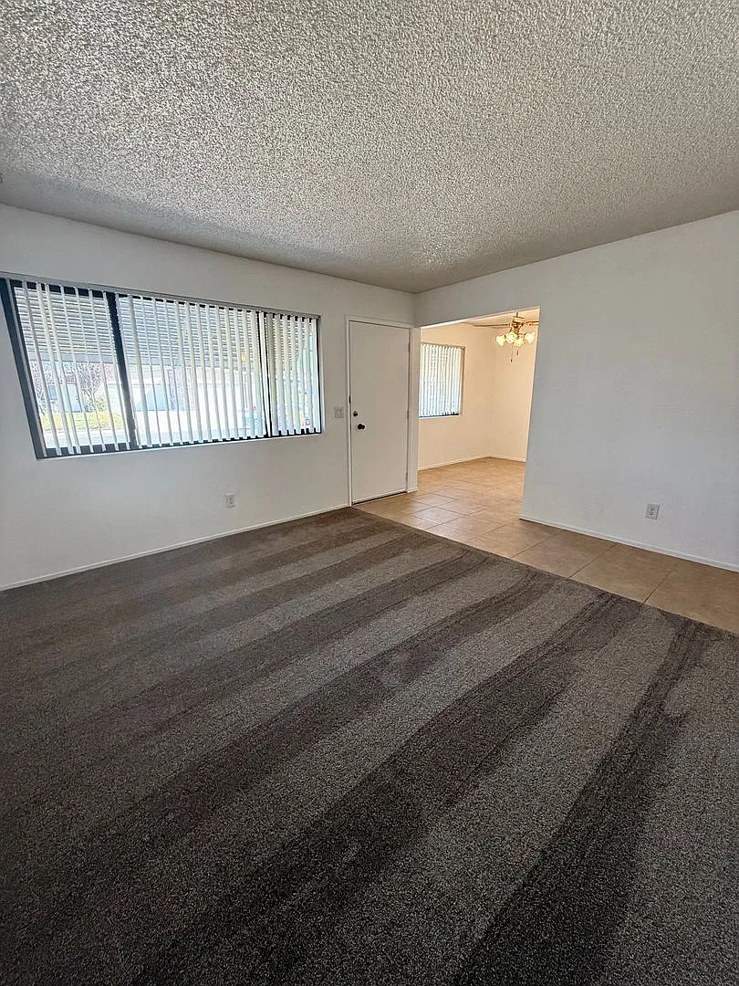Move In Ready!! 2 Bed 1 Bath Home Available 10/16/2026 — Photo 4