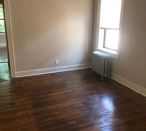 4th image of 4511 43rd Ave APT 4C