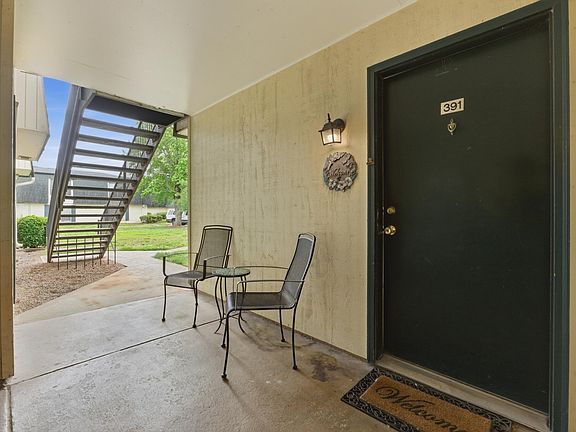 5th image of 900 Mountain Creek Rd APT T391