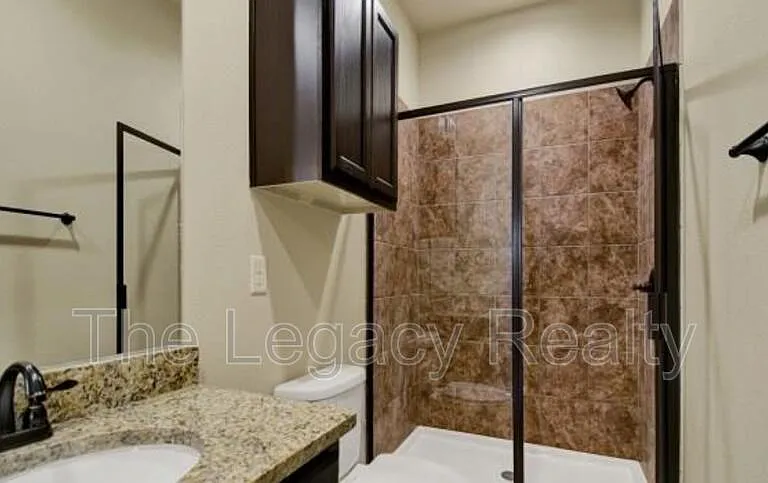337 Emma Dr — Photo 10