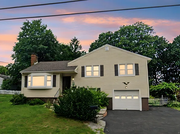 30 Duval Street, Manchester, CT 06042