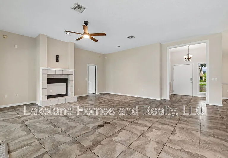 95 Woodside Dr — Photo 41