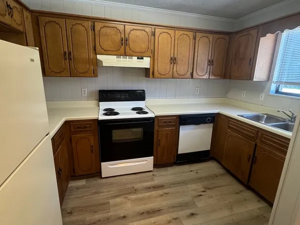 Washington Point Apartments, 1010 Washington St NW APT 4, Jacksonville, AL 36265