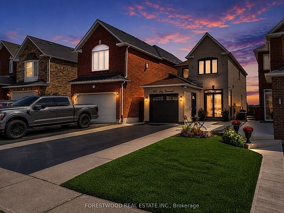 2nd image of 451 Jay Cres