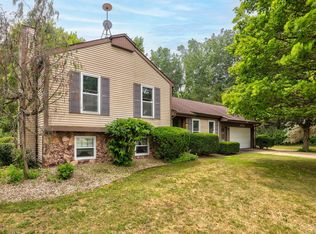 6355 W Freeland Rd, Freeland, MI 48623