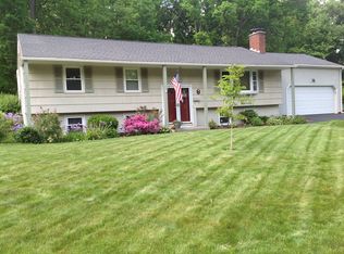 18 Douglas Dr, Enfield, CT 06082
