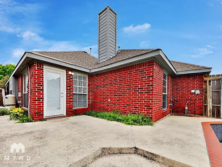 1257 Christopher Ln — Photo 20