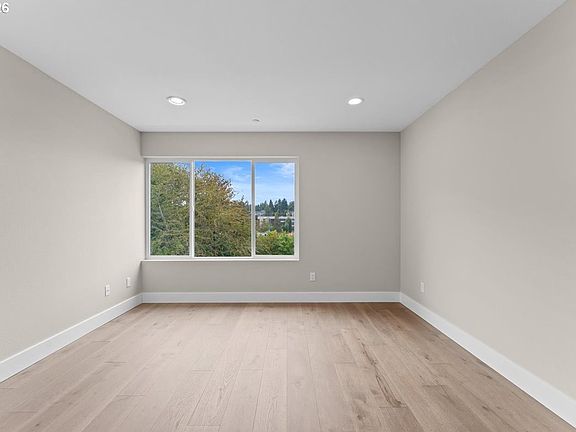 5th image of 9822 SW 34th Pl