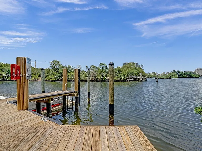 16385 Biscayne Blvd #3107 — Photo 41