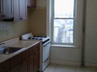 3331 Murray St, Flushing, NY 11354