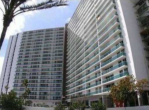 1st image of 100 Bayview Dr APT 1423