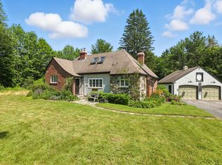 137 Middle Rd, Cumberland, ME 04021