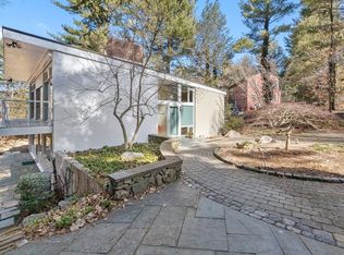 5 Field Rd, Lexington, MA 02421