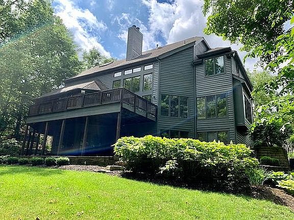4th image of 6432 Lake Trail Dr