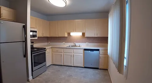 353 Fisk St #2 Photo 1