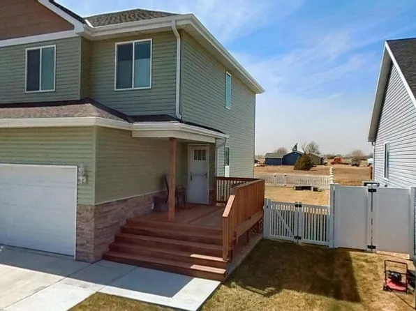 713 Roosevelt Dr, Lexington, NE 68850