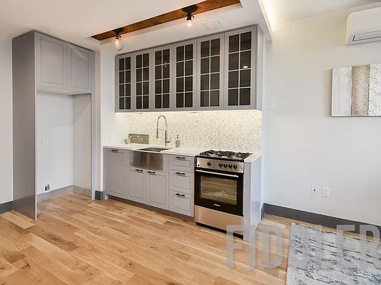 Rented by The KCI Group | media 67