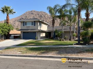 415 Glenhill Dr, Riverside, CA 92507