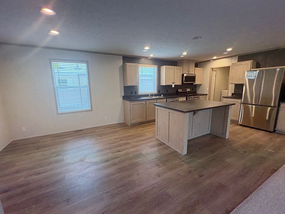 1st image of 37841 Emerson Dr #262