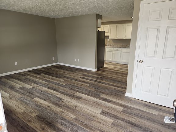 4th image of 1500 Saratoga Dr