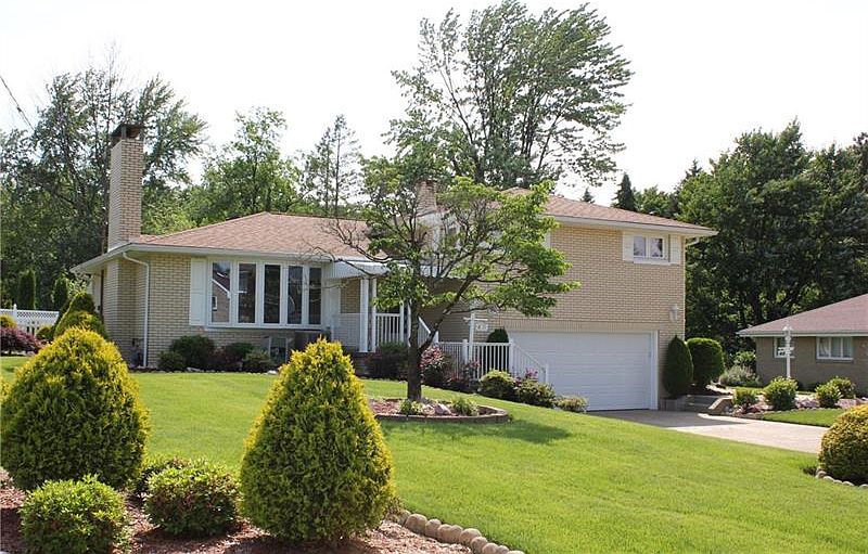 1st image of 410 Newport Dr