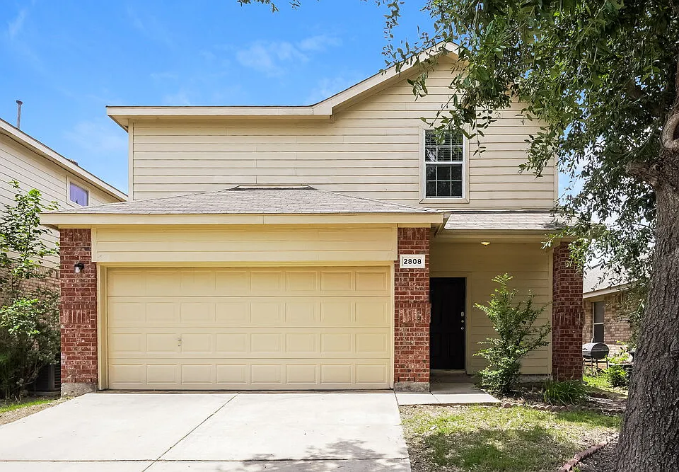 2808 Lynx Ln