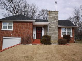156 Arlington Dr, Johnson City, TN 37601