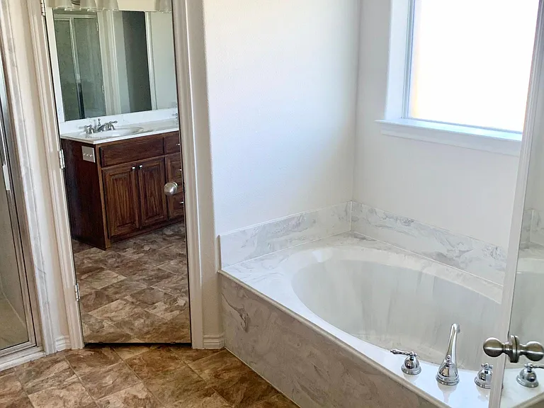 9730 FM 2931 — Photo 15