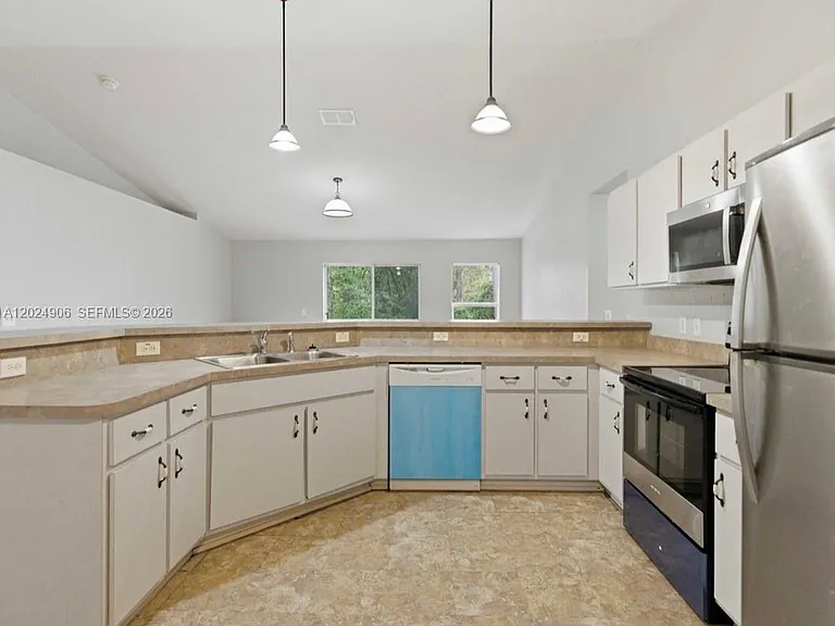 91 Fir Dr — Photo 10