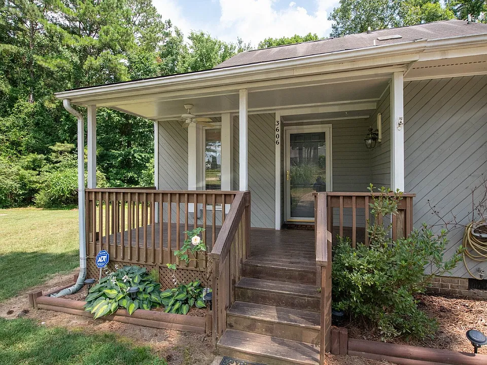 3606 Top Of The Pines Ct