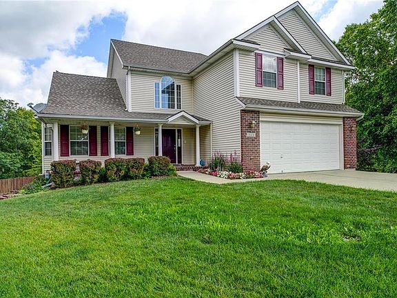 3rd image of 1500 SW Cross Creek Pl