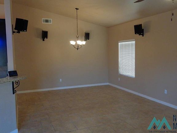 5th image of 1822 Troy Dr