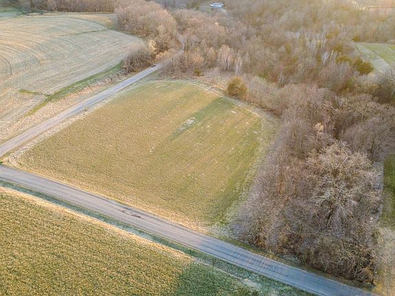 4th image of Stewart Rd