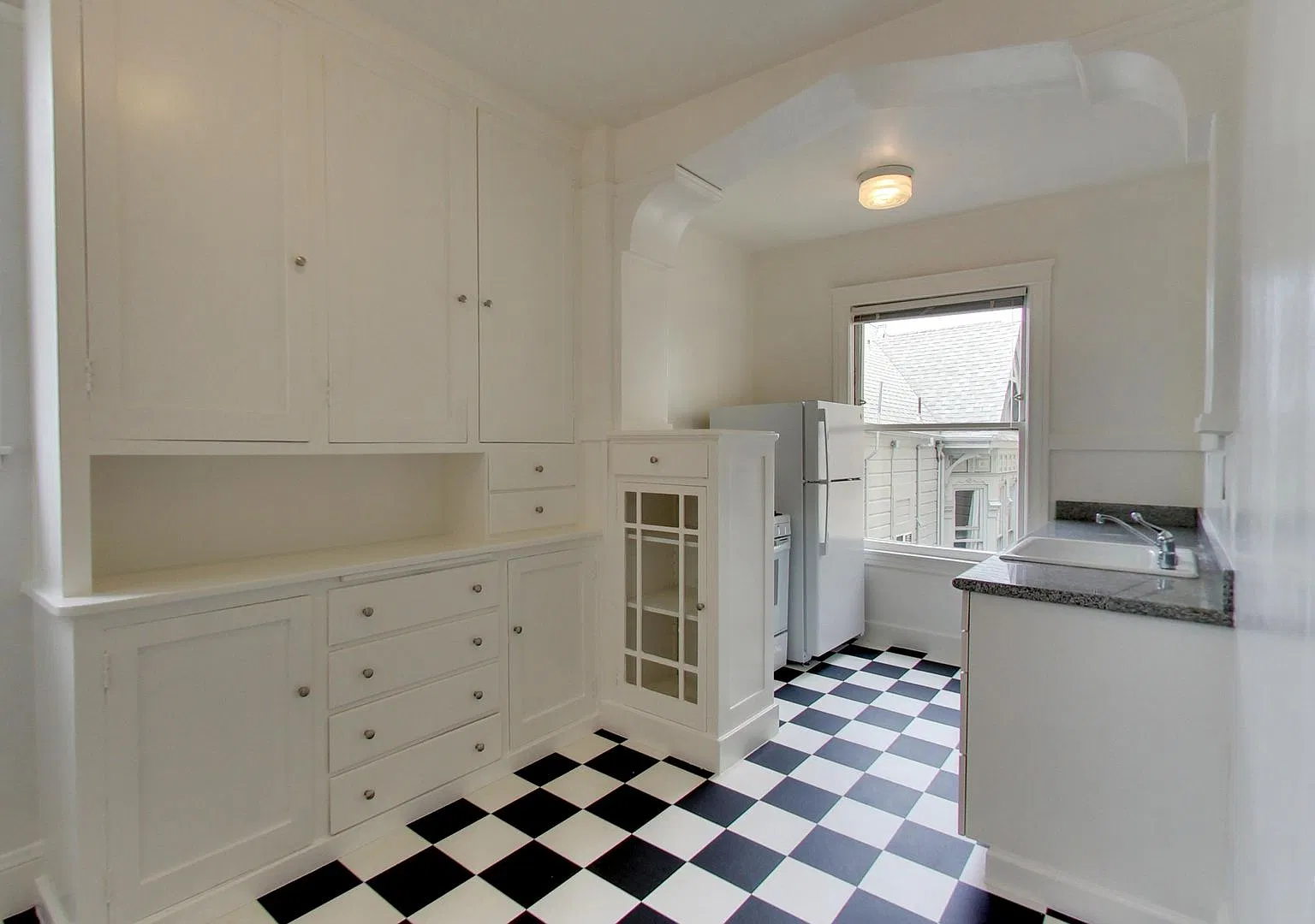 830 Hayes Street — Photo 4