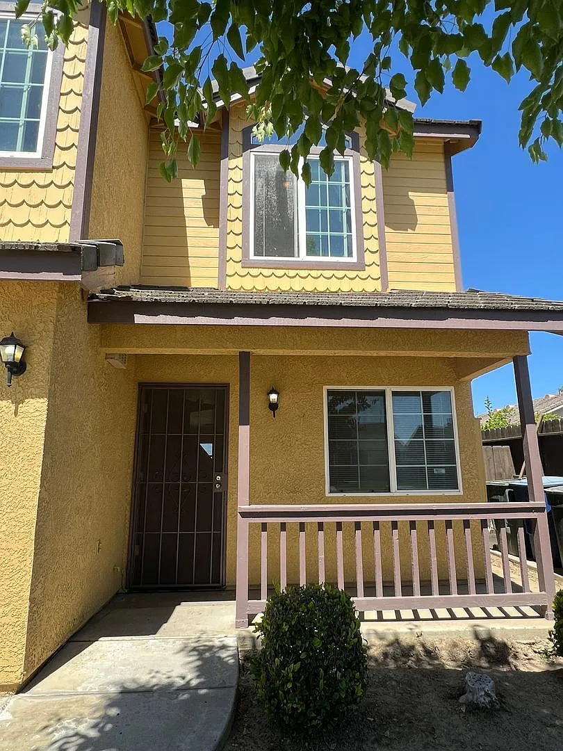 2 bed, 2.0 bath, 1200 sqft, $1,250 — Photo 1