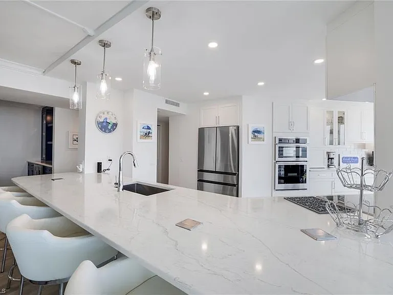 4041 Gulf Shore Blvd N #1705 — Photo 14