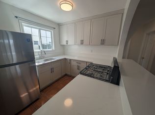 12310 Washington Pl APT A, Los Angeles, CA 90066