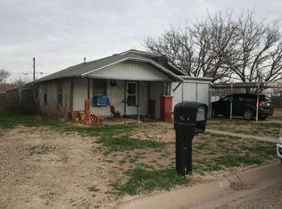 750 S 16th St, Slaton, TX 79364